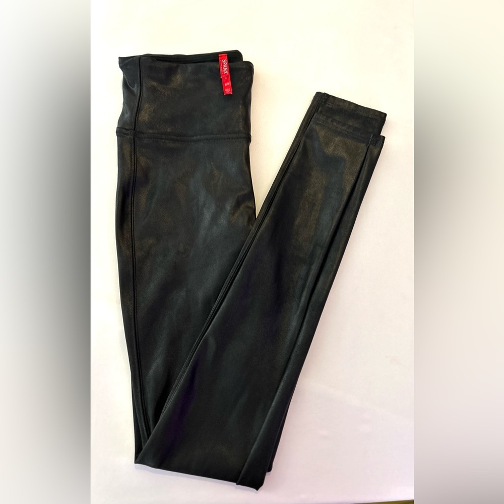 Spanx Faux Leather Leggings Sz S & M - Picture 5 of 8